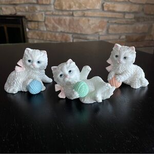 Vintage HOMCO White Persian Kittens with Yarn Porcelain Figurine Trio — #1410